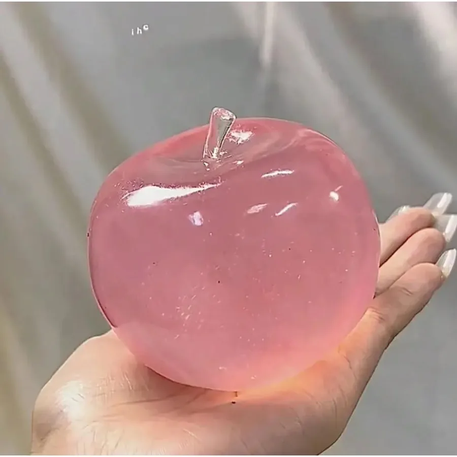 Uma bola de cristal macia em tons pastel com uma camada ultrafina e uma textura lisa e maleável. É uma bola de brinquedo apertável e também serve como...