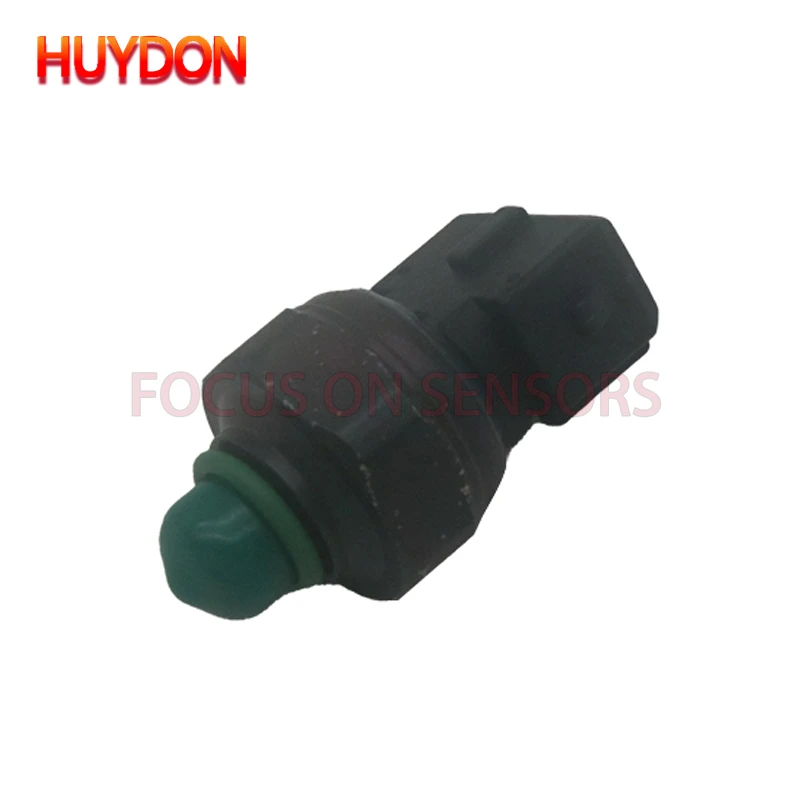 

30899051 A/C Refrigerant Pressure Sensor For Volvo S40 S60 S80 S90 V40 V60 V70 30611211 8623270 9171343 32311957 904615 904-615