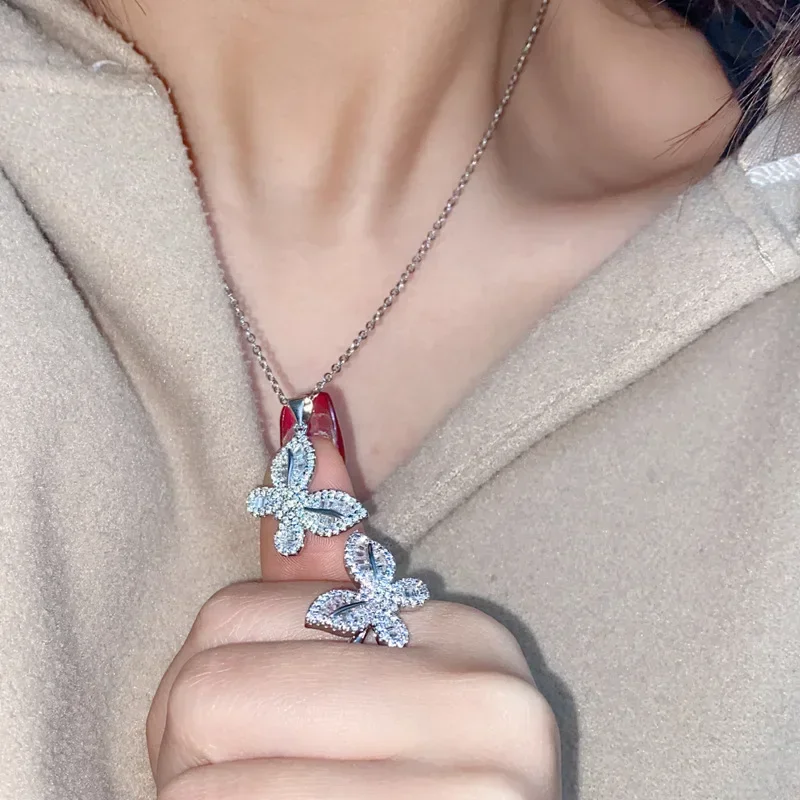 

MDLFES Moissan Diamond Style Micro-set zirconium butterfly three sets of collarbone chain temperament sweet 14k gold