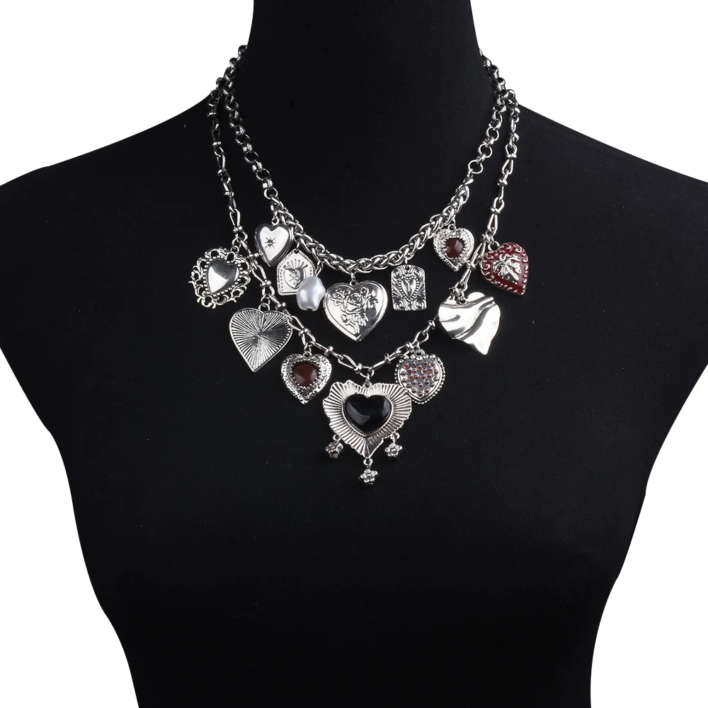 2025 New Indian Vintage Golden Metal Chain Links Necklace Pendants Women Boho Ethnic Retro Statement Hearts Pendants Necklace