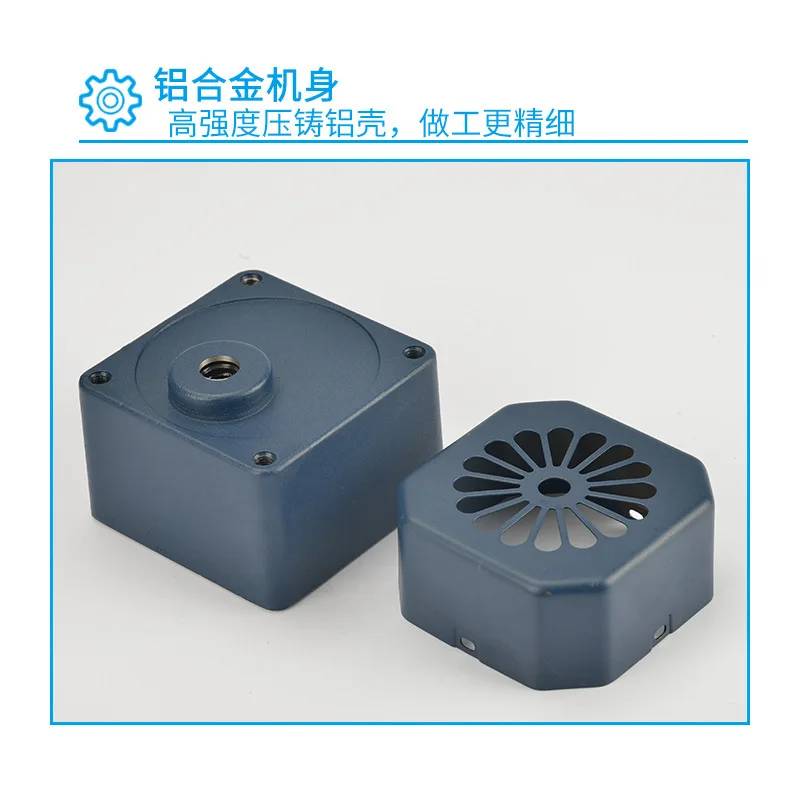 The XYK Yongkun 60W variable-speed motor fully automatic labeling machine is equipped with a forward and reverse gear reduction