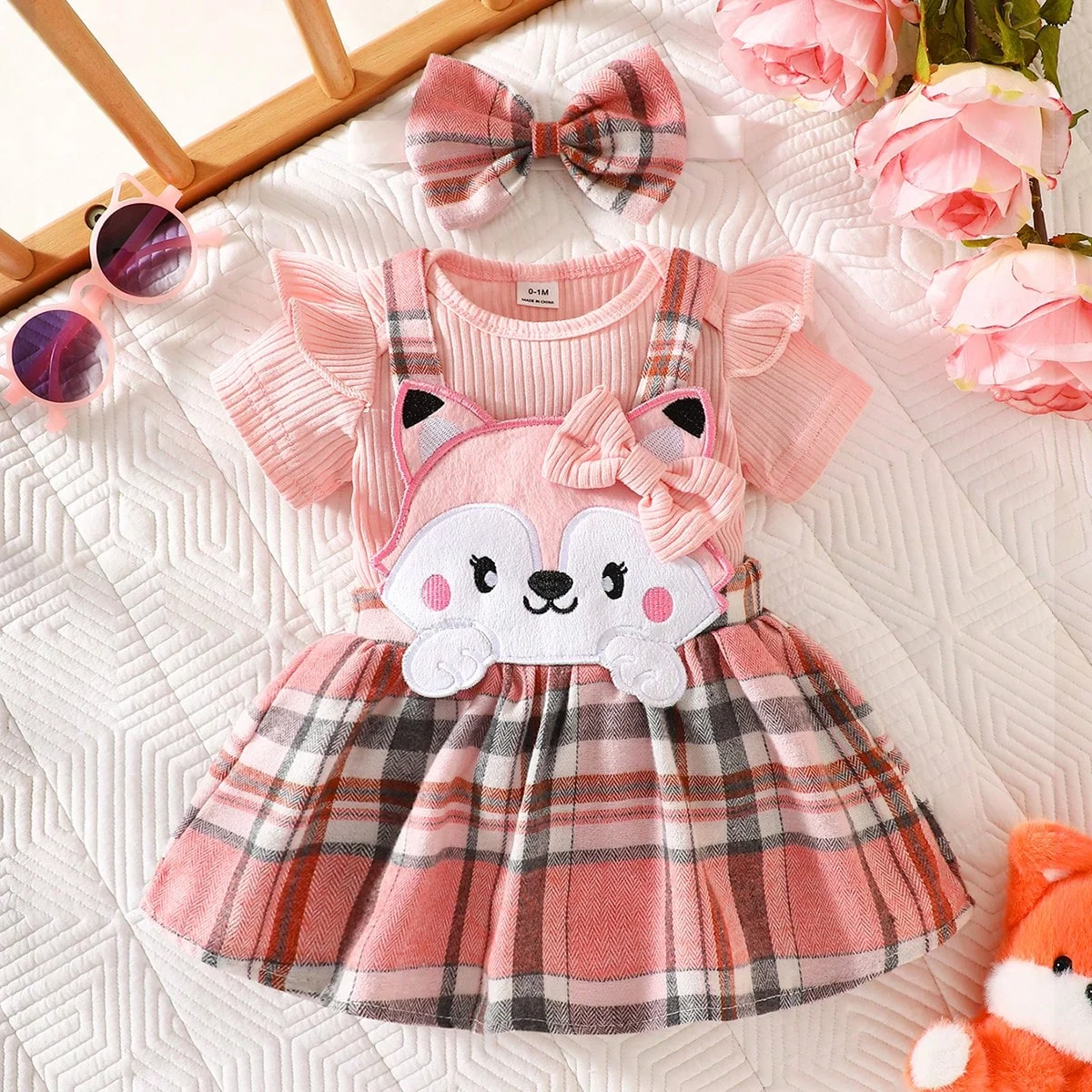 Summer newborn baby girl short sleeved jumpsuit paired with cartoon plaid shoulder strap skirt, headband three piece set