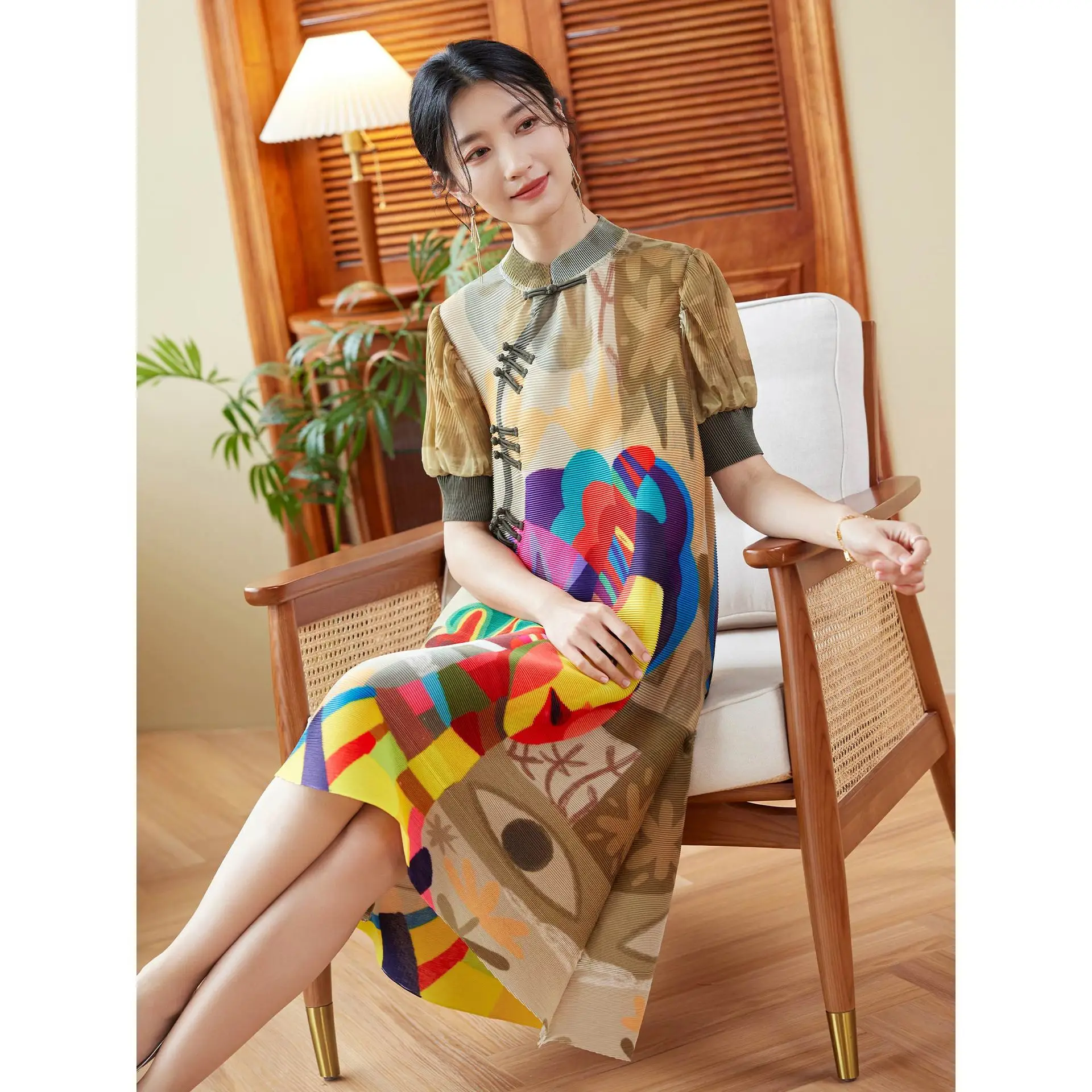 Miyake Pleated Dress Women\'s 2024 Summer New Fashion Printed Stand-up Collar Short-sleeved Loose Slim Elegant Mid-length Skirt