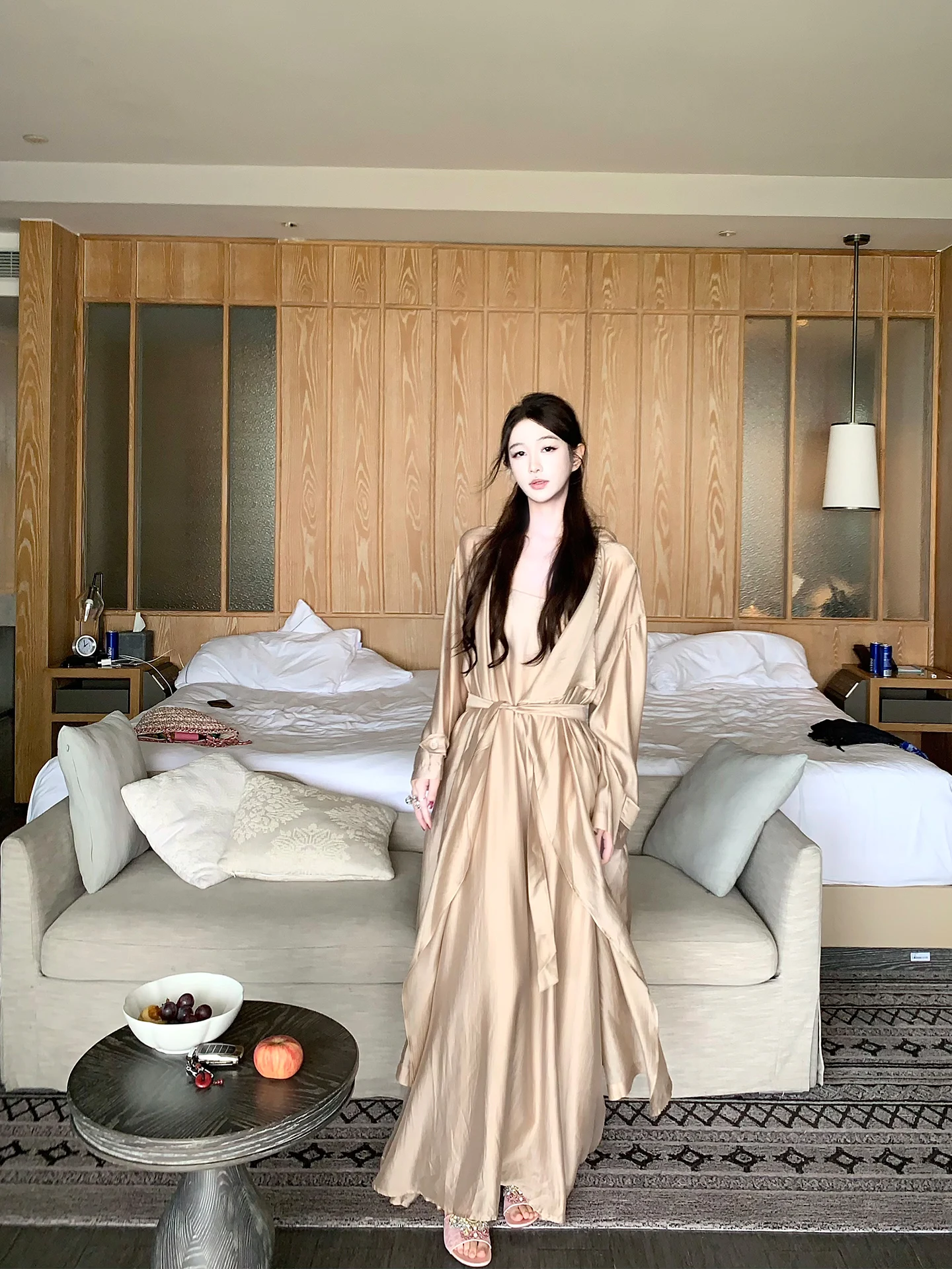 

Long Sleeve Women's Sun Protection Shirt Loose Fit Outerwear Beautiful Lady Lazy Style Wide Sleeve Top Commute Style