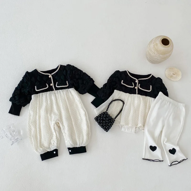 

Jenny&Dave 2023 Spring New Baby Romper Set Black and White One Piece Set Princess Little Fragrant Girl Baby Clothes Girl