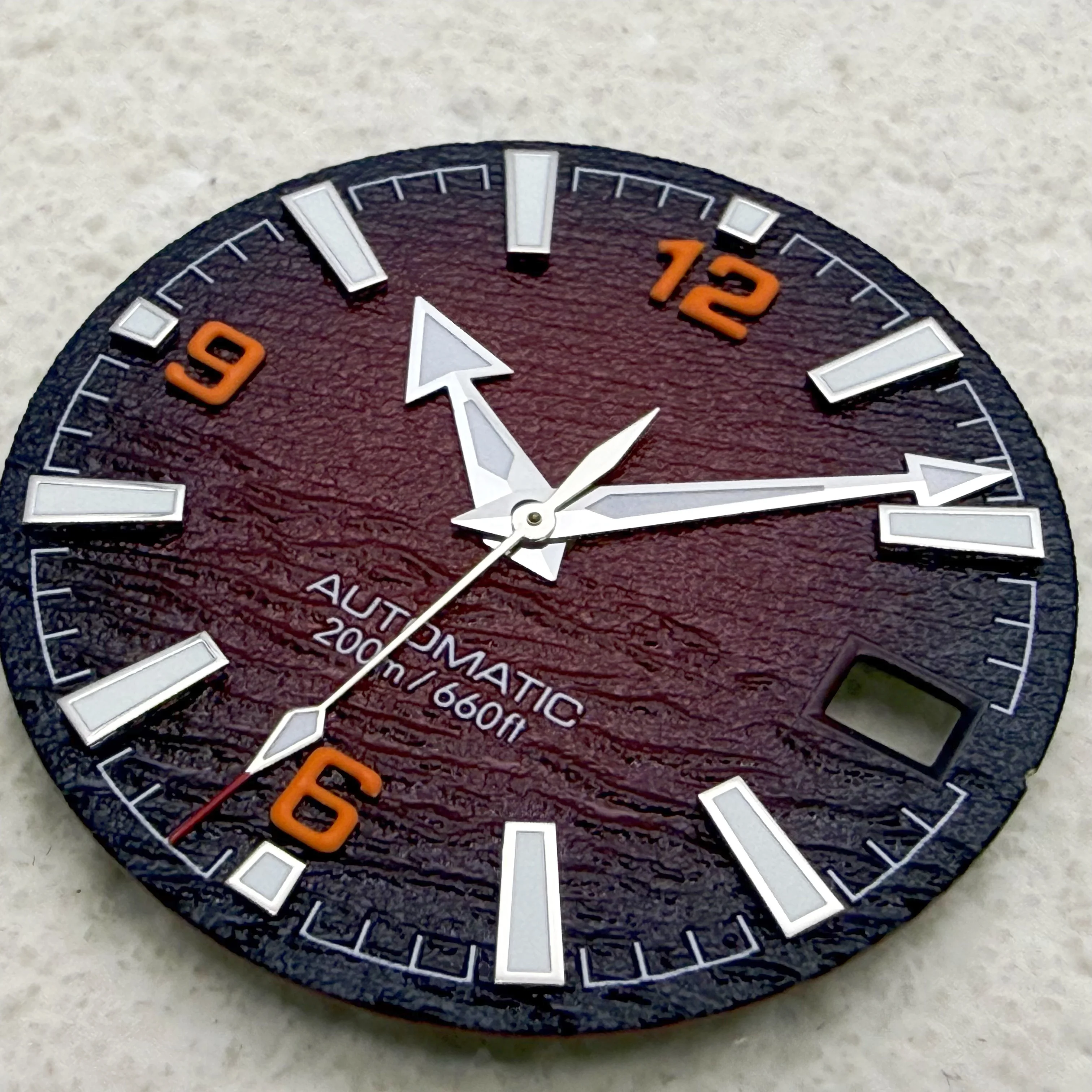 28,5 mm getextureerde duikhorl - Automatic Dive Watch 200M Nh35 Movement recensie en prijs