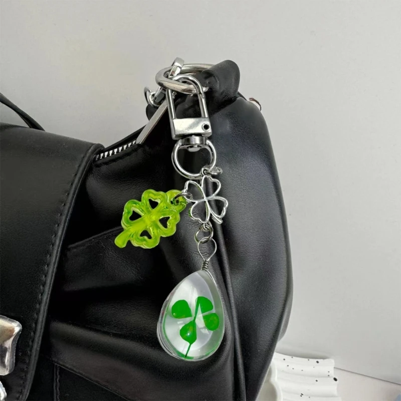 Lucky Four Grass Ba…