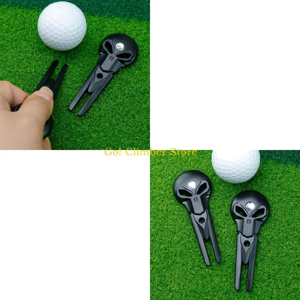 Q84C Golf Divot Tool with Skull Styling, Metal Repair Fork for Mark Care, Grass Repair and Golf Bag Storage for Rounds