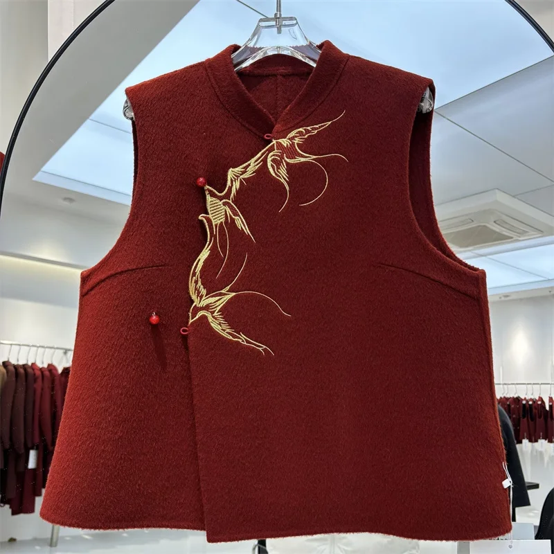 

Женские жилеты и куртки: Элитный жилет с вышивкой на одной пуговице, весенний ретро-стиль, без рукавов, с воротником, бархатный жакет