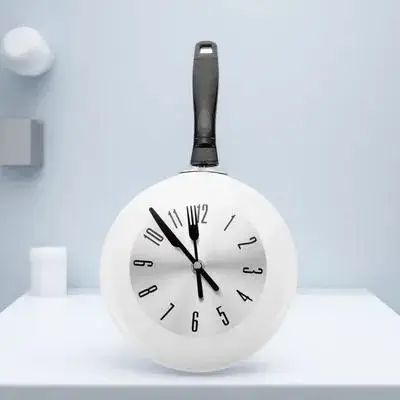 

1Set Quartz Wall Clock Metal Round Design Silent Sweep Seconds Kitchen Hanging Decorative Pan Shape Home Decor Clock