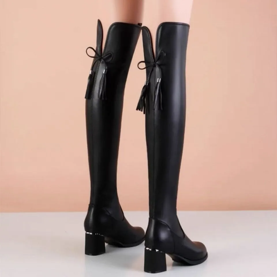 Botas elásticas de couro para mulheres, saltos grossos, sobre o joelho, luxuoso, longo, deslizar, botas de cavaleiro, senhoras, outono, inverno, 2023