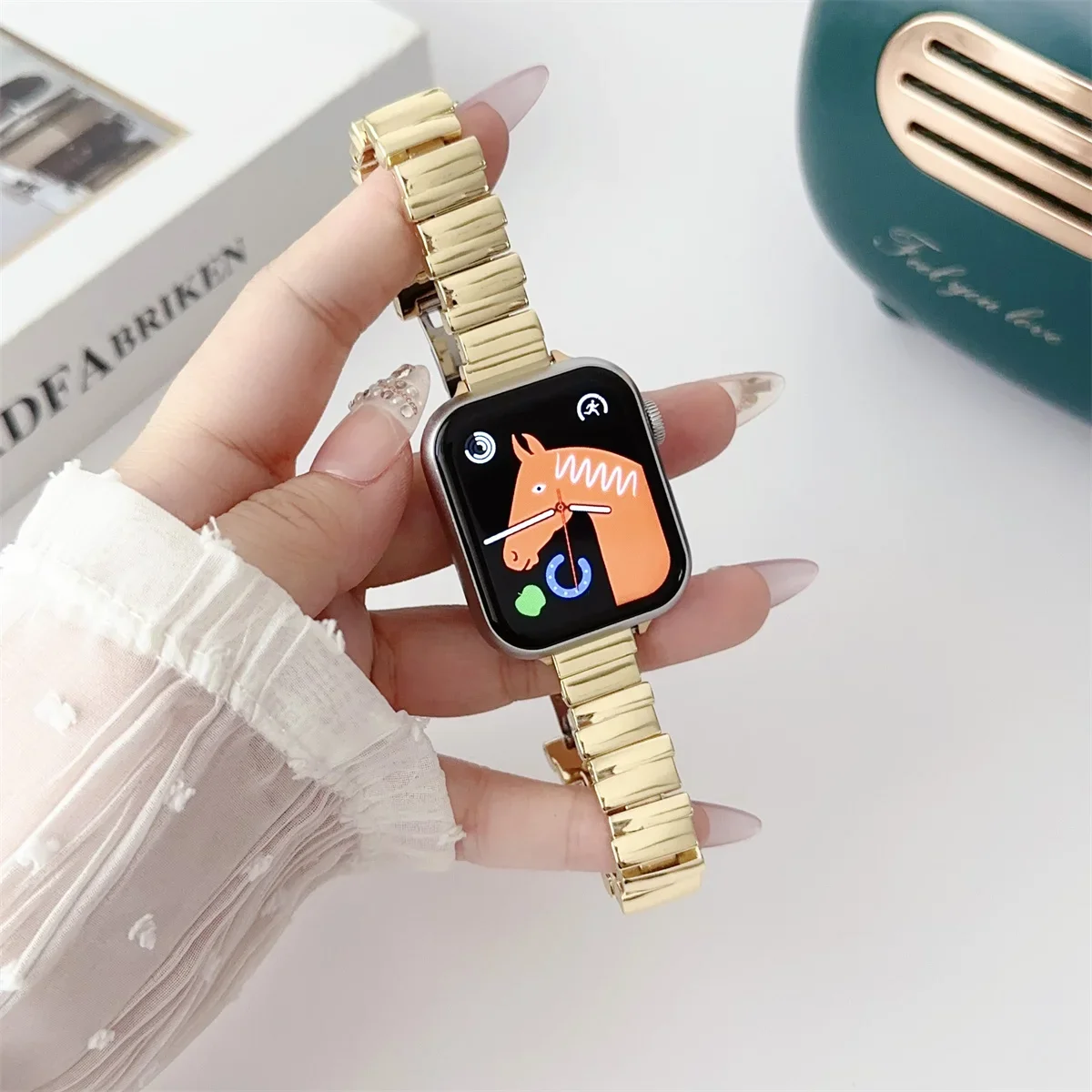 Cinturino per iWatch 42/44/45/46/49mm 38/40/41mm Cinturino per orologio in metallo alla moda per serie Watch Ultra2 Series 10/9/8/7/6/5/4/3/2/1_voghion.com