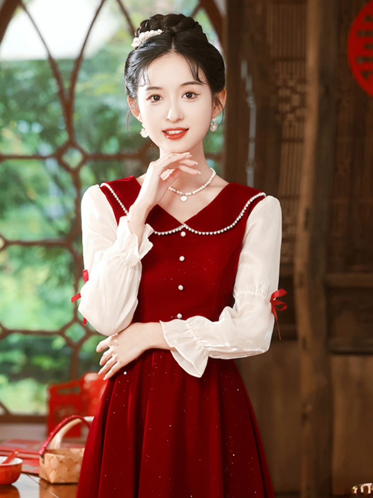 New Year Christmas Chic Elegant Annual Meeting Red Dress Women Square Neck French Design Bling Beaded Bride Long Velvet Dresses