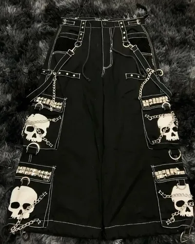 Imagen 1 del producto Nueva moda americana de venta al por menor, pantalones de pierna ancha con diseño de calavera y cadena, pantalones vaqueros retro Harajuku a la moda para hombres, pantalones sueltos punk rock