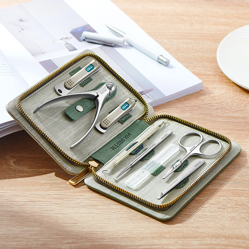 MR.GREEN Manicure Sets Pedicure Kits Stainless Steel Nail Clipper Personal Care Tools with PU Leather Case