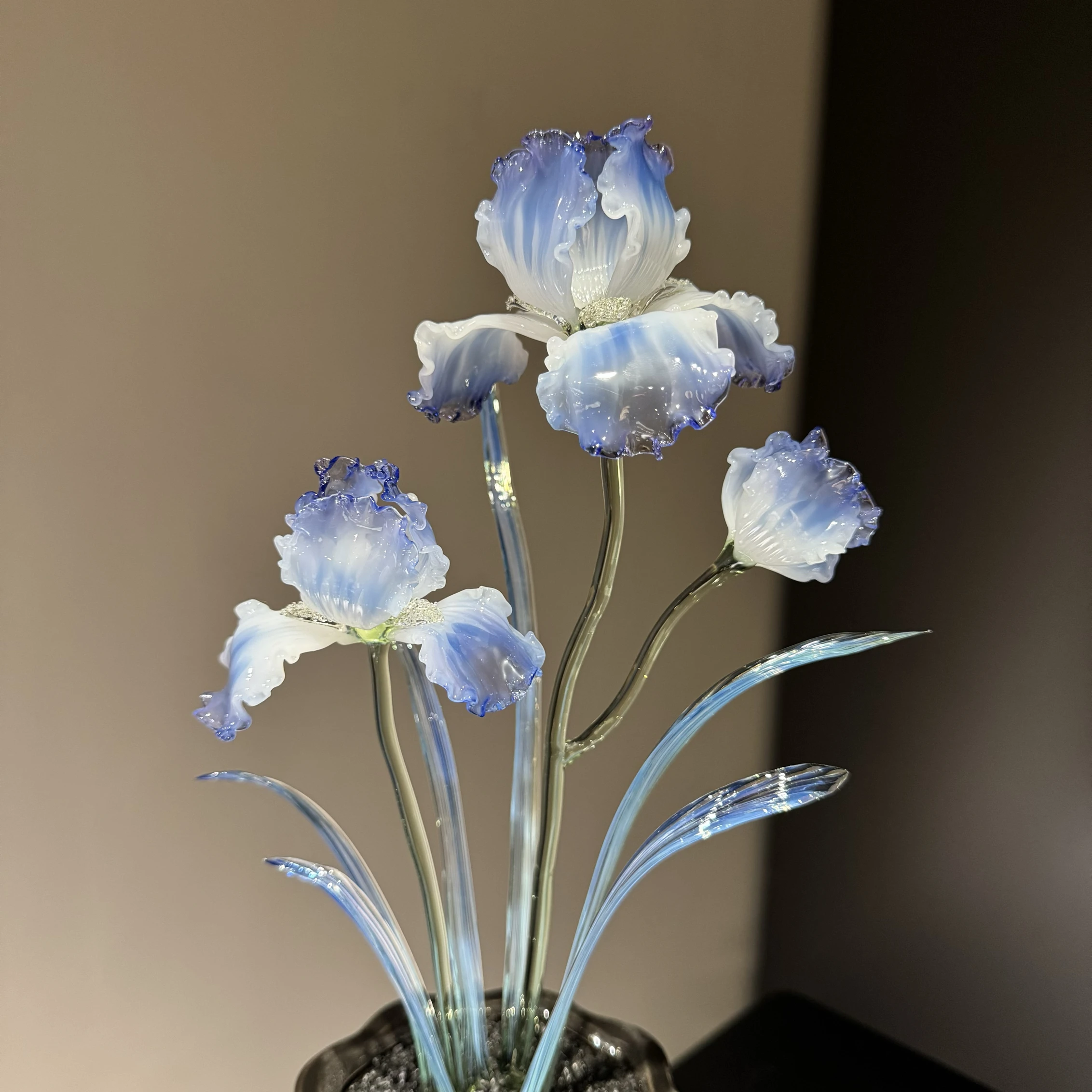 [Blues Iris] Pure handmade glazed flower intangible cultural heritage lamp glass immortal flower Iris home ornament gift