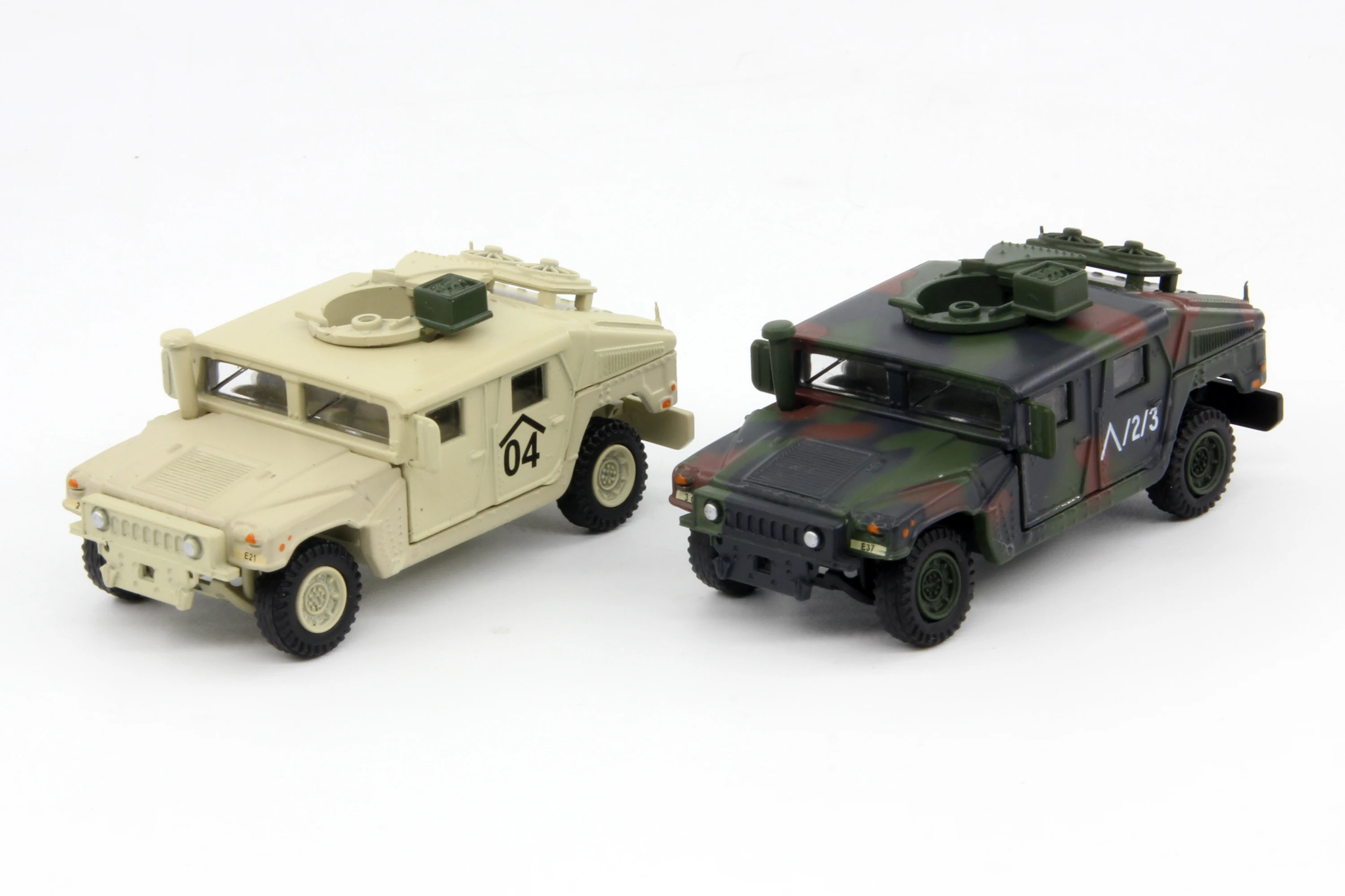 2 sztuk/zestaw 1/72 nas wojskowy Humvee uniwersalny pojazd opancerzony Model M1114