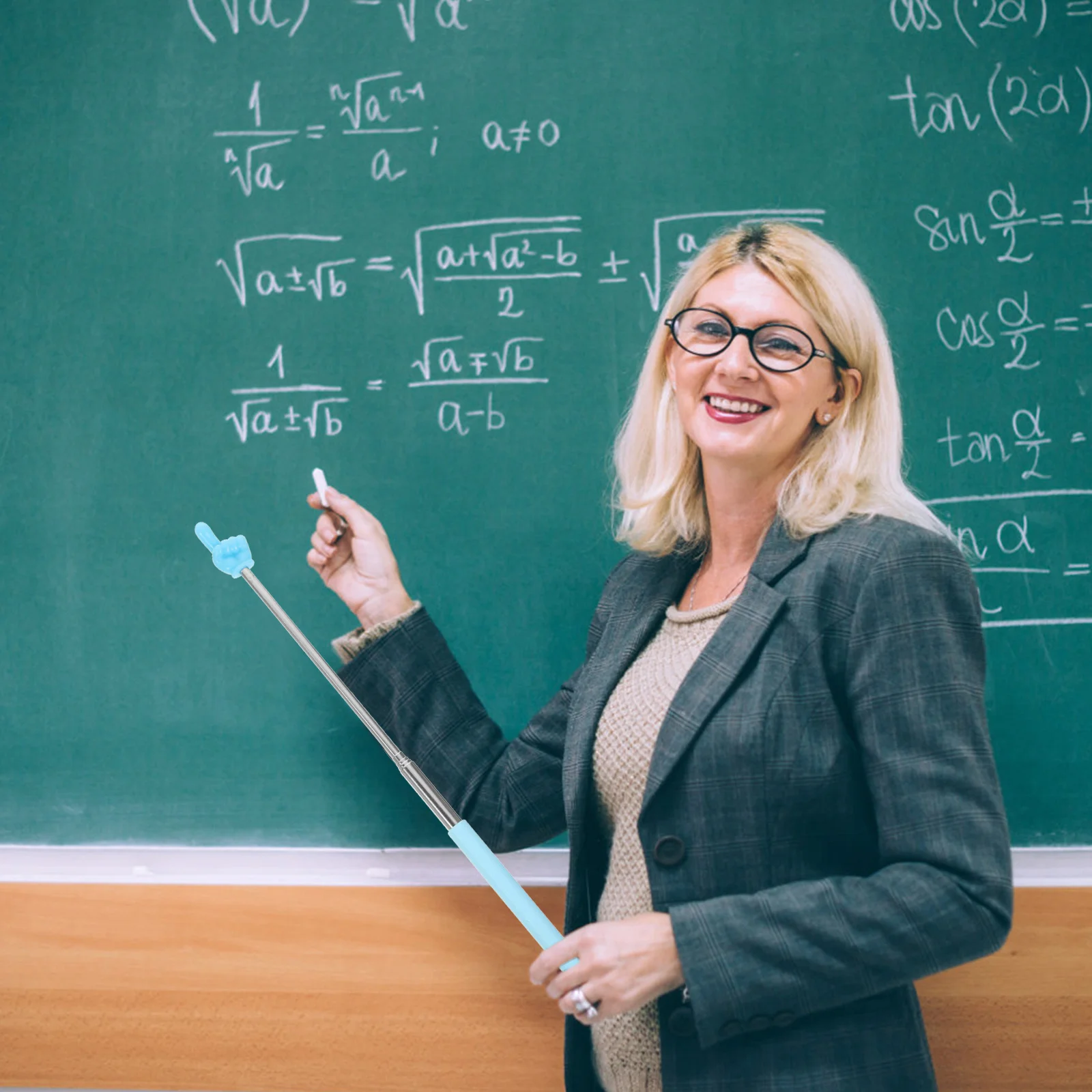 

5Pcs Extendable Teacher Pointer Sturdy Flexible Practical for Elementary School Kindergarten Classroom Pointer