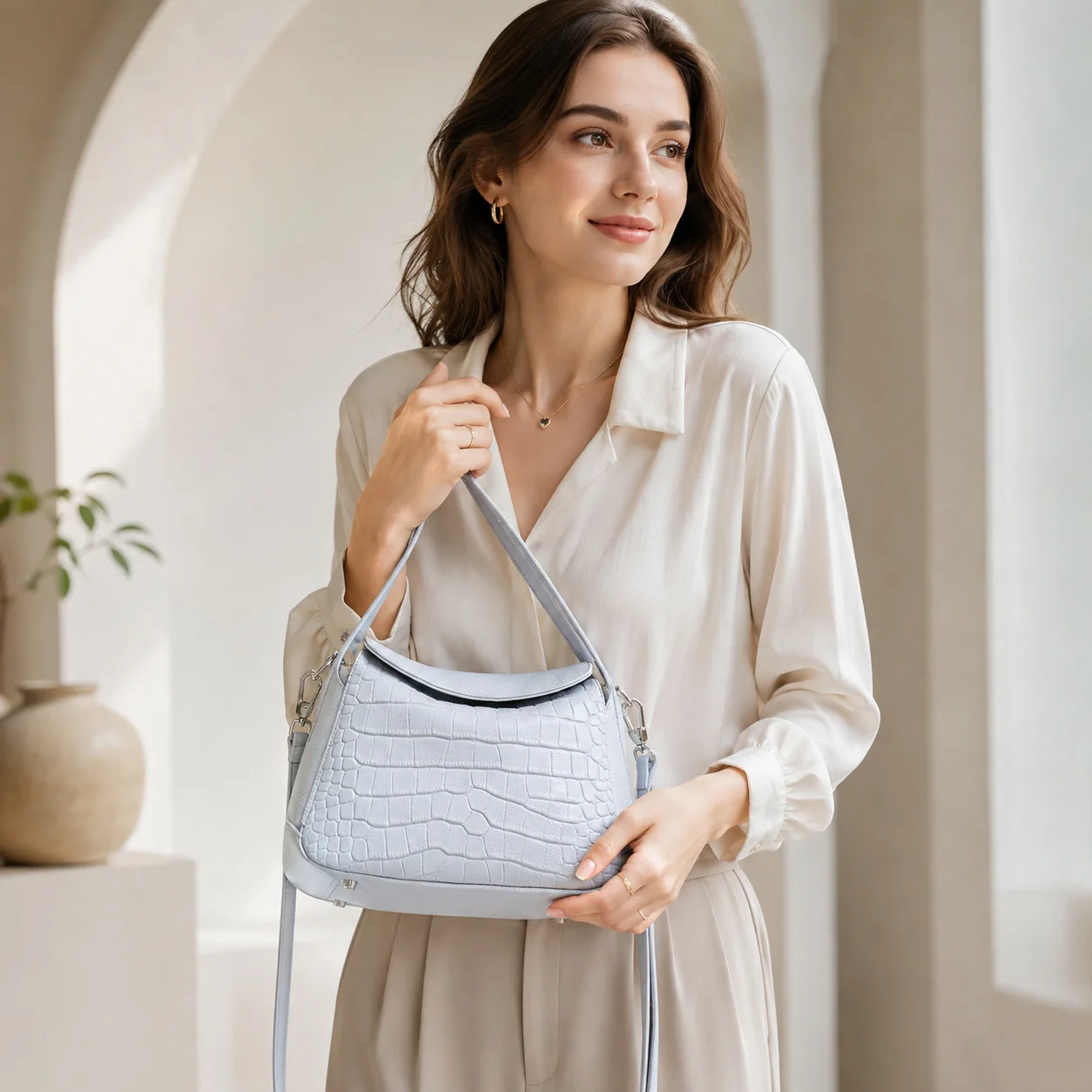 2026 Summer New Women's White Lightweight Underarm Shoulder Crossbody Bag, Premium Leather Handbags, Chic Elegant Trendy Fashion
