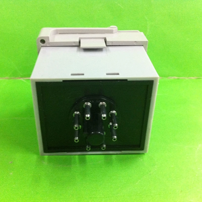 1Pc Foot Sealer Heating Time Regulator Relay AC 220V 8 Pins 0-3 Seconds On-Up