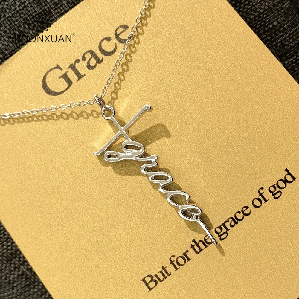 قلادات على شكل حرف Grace على شكل صليب للنساء هدية عيد الميلاد مع تغليف بطاقة مباركة ومجوهرات طاقة يومية مصنوعة من خليط معدني مطلي بالذهب