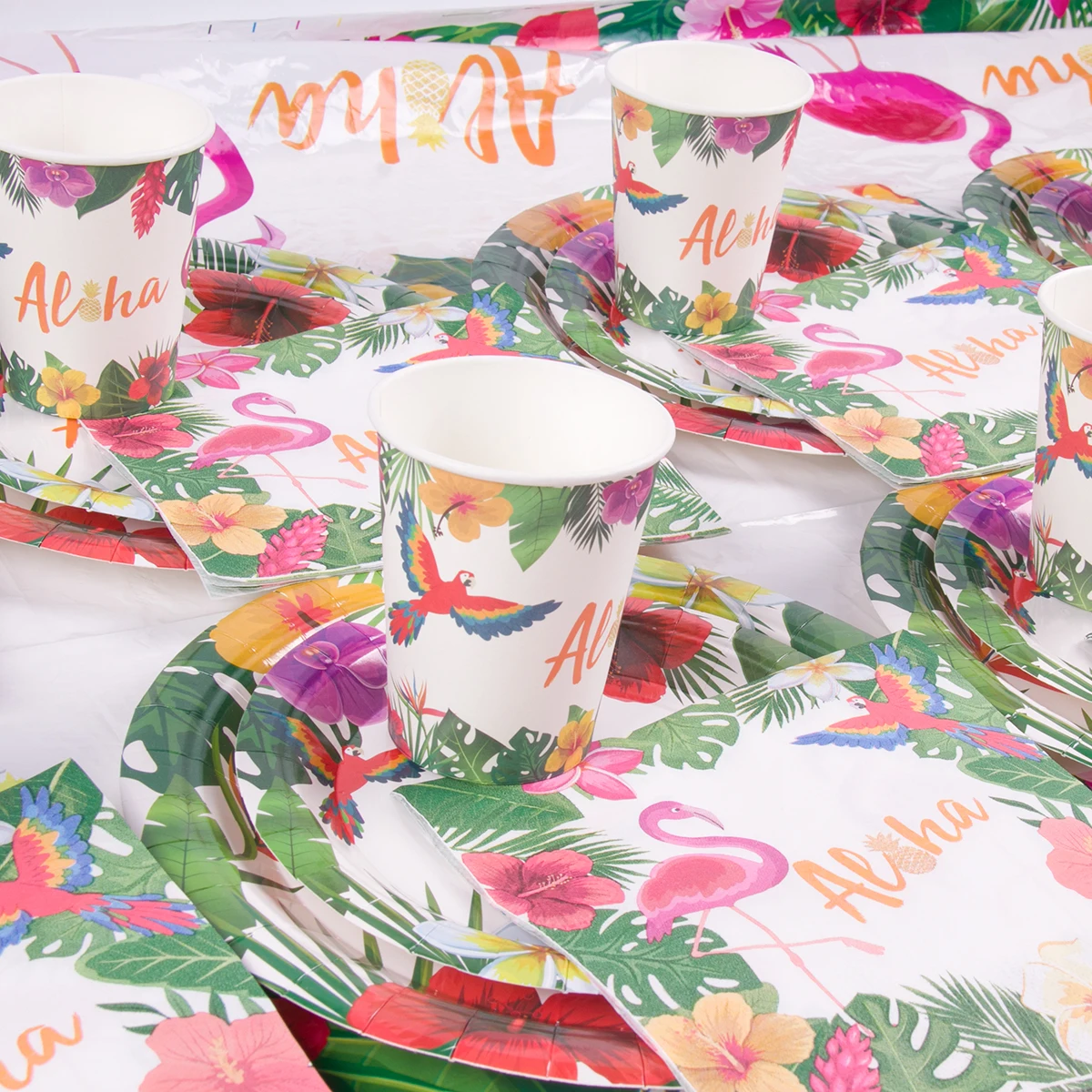 Luau Hawaiian Party Decorations Aloha Tropical Party Tableware Flamingo plates cup tablecloth for Summer Birthday Party decor