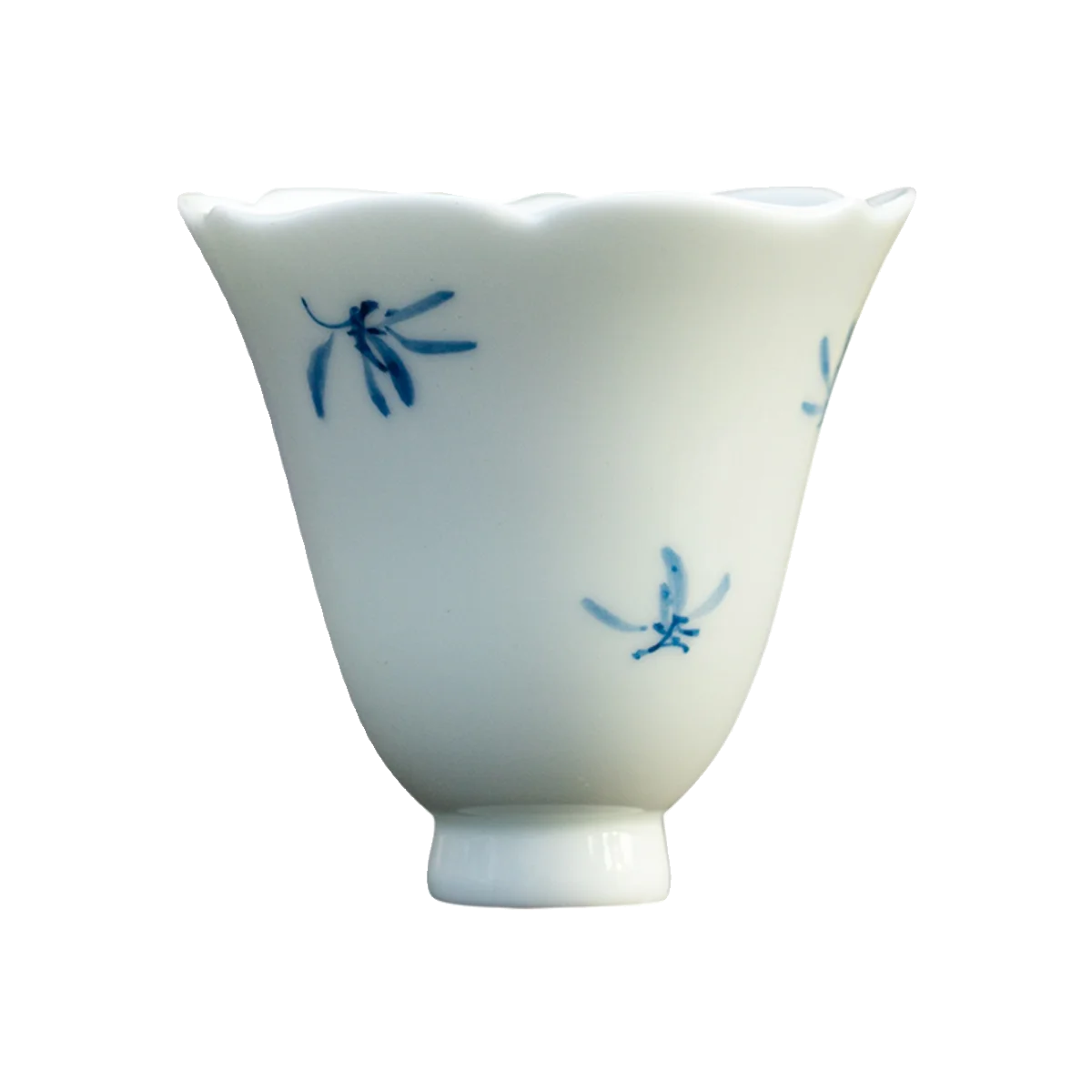 

Customize the pure hand-painted Jingdezhen Kung Fu teacup, master cup, tea cup, ceramic tea set and personal underglaze single c