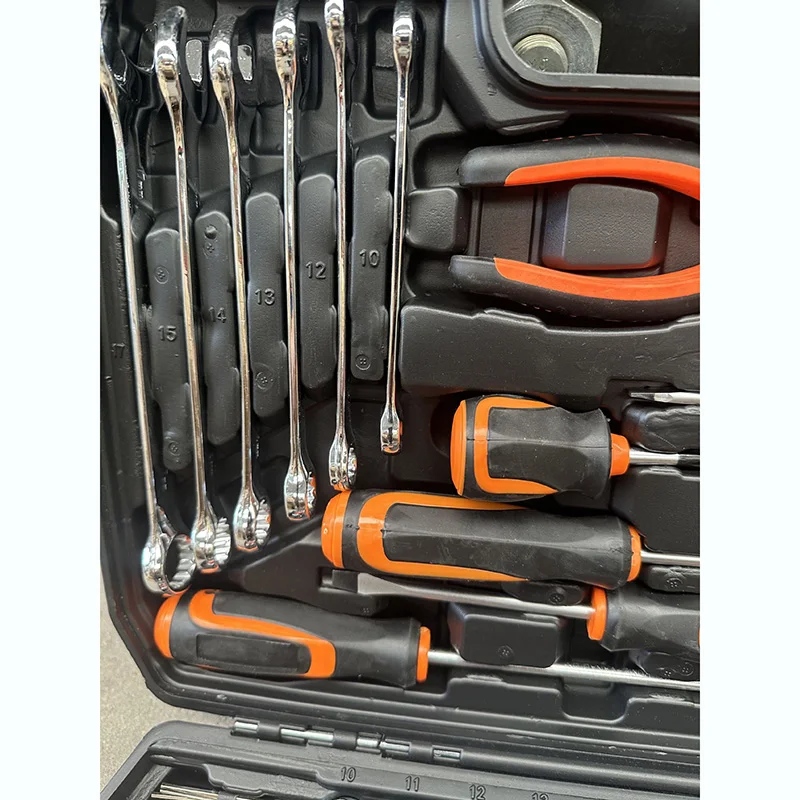 58Pcs/Set Auto Repair Set Combination Tool Ratchet Wrench Pliers Screwdriver Sleeve Batching Hammer