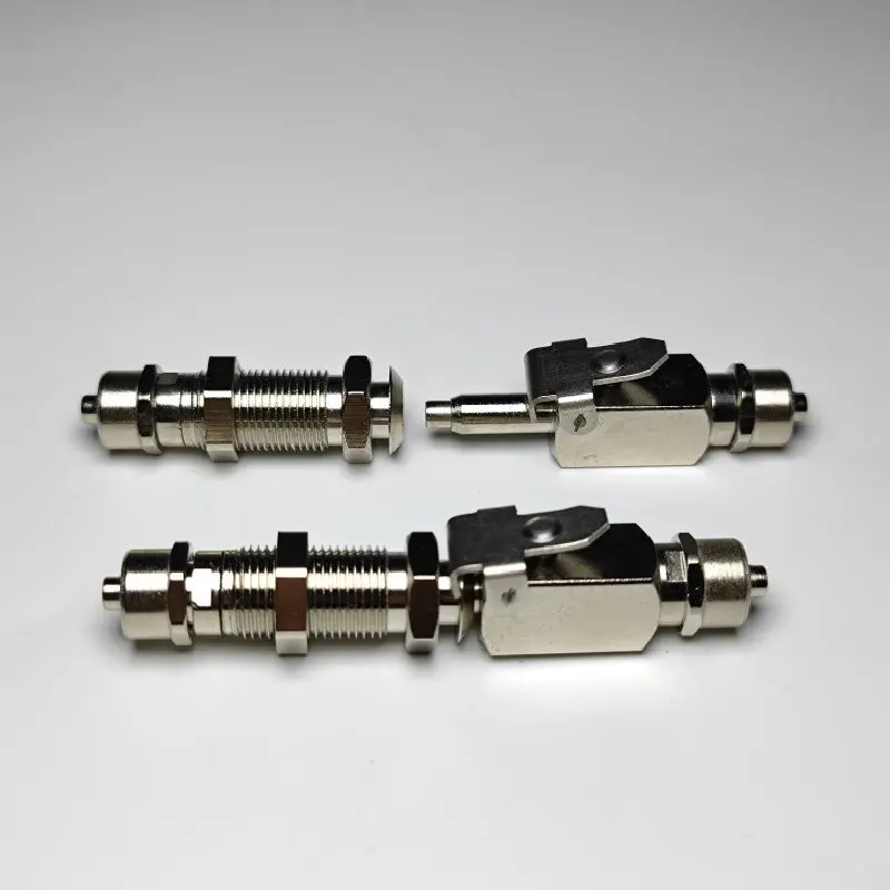 

Ультразвуковой аппарат для чистки зубов: быстроразъемные соединители для водопровода (штекеры-гнезда)