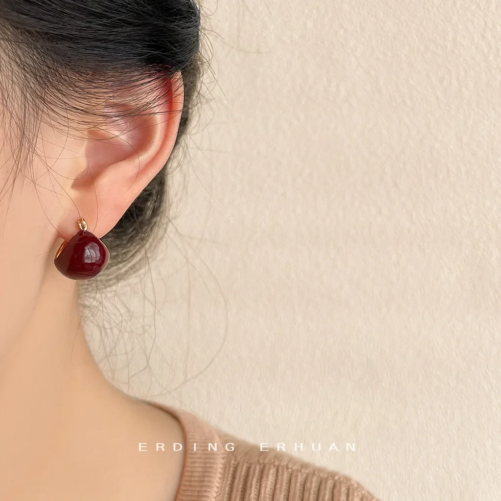 Classic Vintage Burgundy Stud Earrings with Drop Glaze, Unique and Trendy Accessories for Women