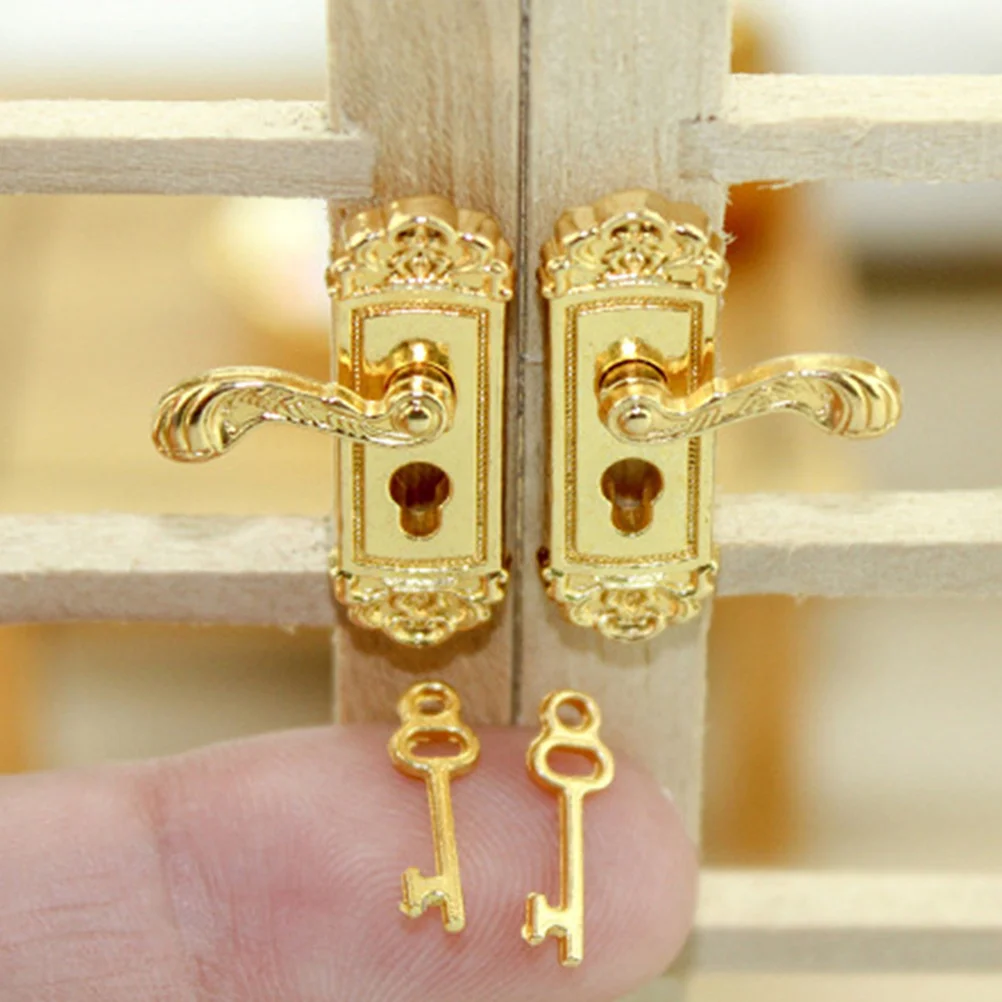 2 Sets Dollhouse Accessories Mini Tiny Homes 1/12 Scale Miniature Door Knocker Little Household Locks with Keys