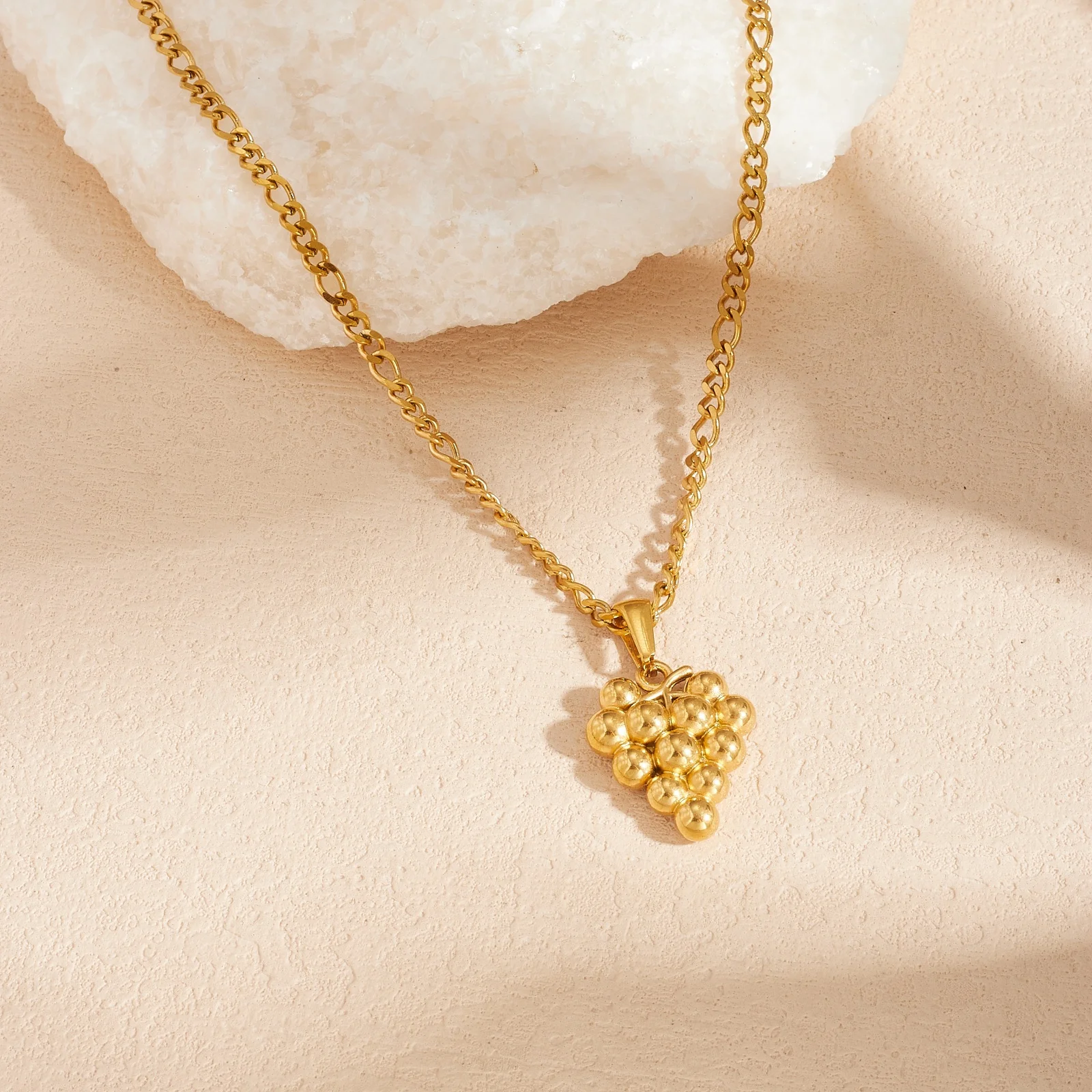 Stainless Steel 18K Gold Plated 3D Grape Cluster Pendant Necklace For Women Fruit Charm Figaro Chain Jewelry Gift