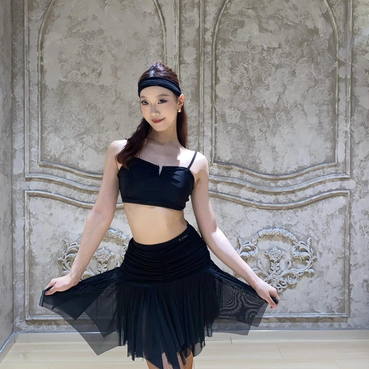 Latin Dance Practice Clothing Women Short Tops Black Skirt Sexy Rumba Samba Dance Clothes Club Jive Salsa Dance Wear DNV24733