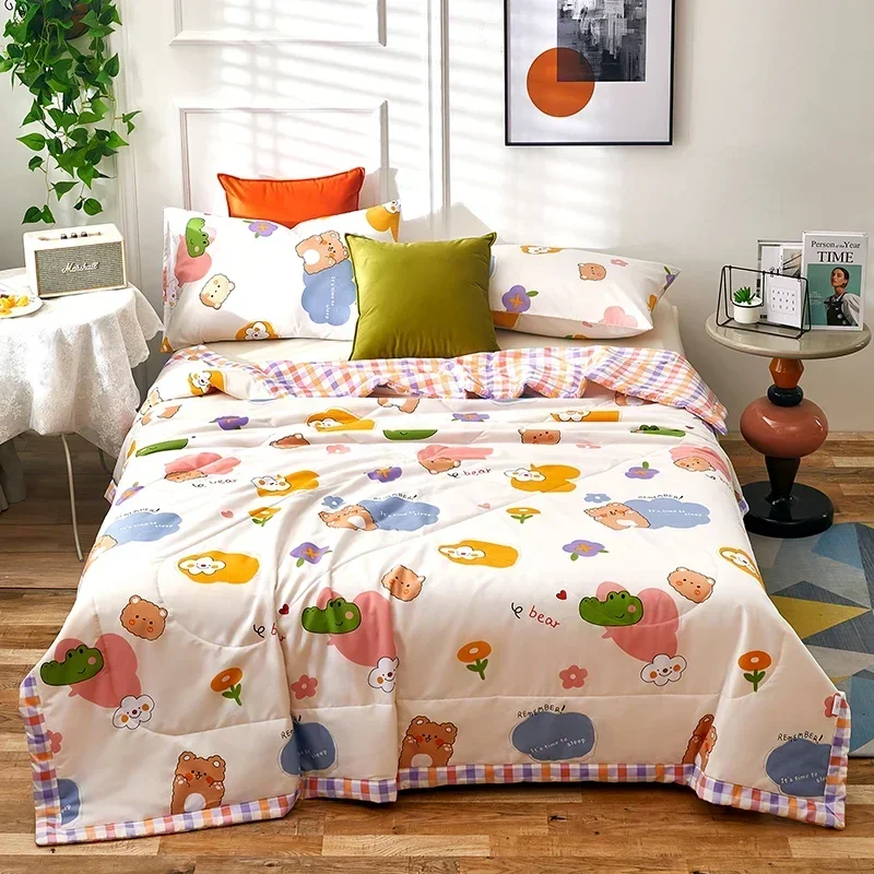 Cartoon Bear Summer Quilt 100%Cotton Printed Air Conditioning Thin Comforter Skin-friendly Reversible Cute Animal Quilted Quilts