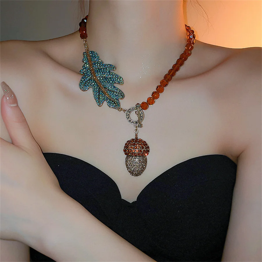 FYUAN Vintage Leaf Crystal Necklaces for Women Geometric Rhinestones Pinecones Pendant Necklaces Party Jewelry