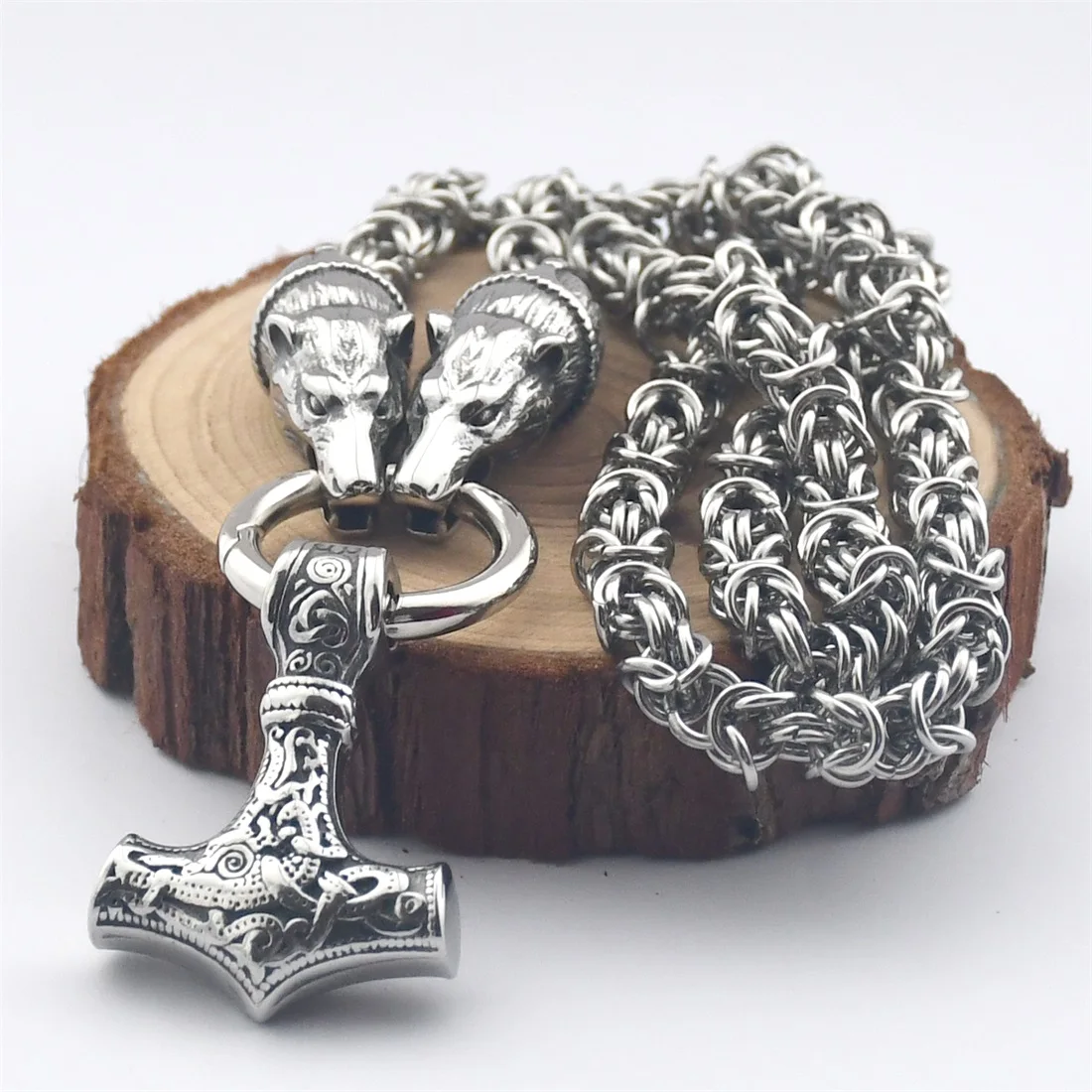 

Stainless steel bear head chain with Viking Thor's hammer pendant necklace titanium steel handmade chain Viking jewelry