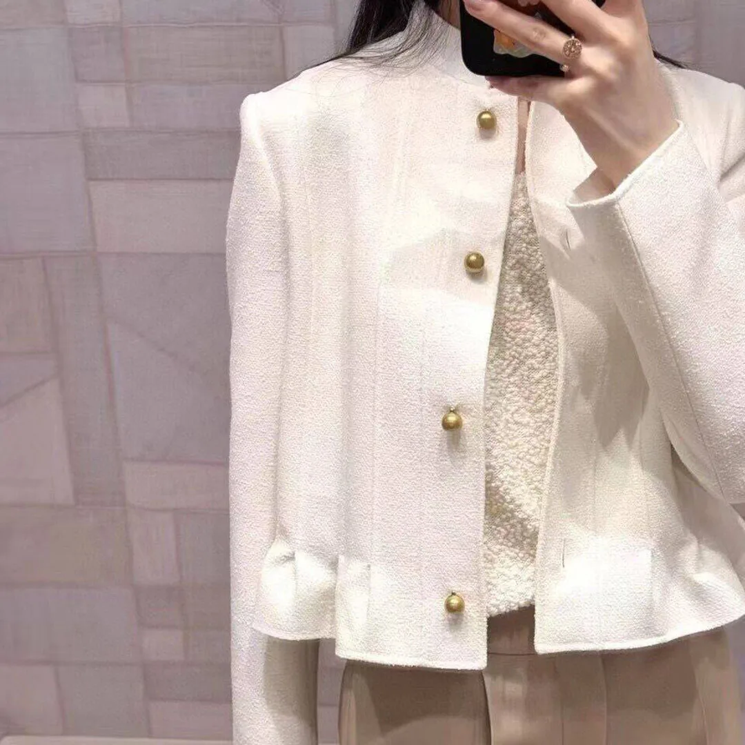 New Fashion Solid Wool Blends Short Design Tweed Jacket Women Stand Collar Gold Buttons Long Sleeve Ruffles Patchwork Retro Coat