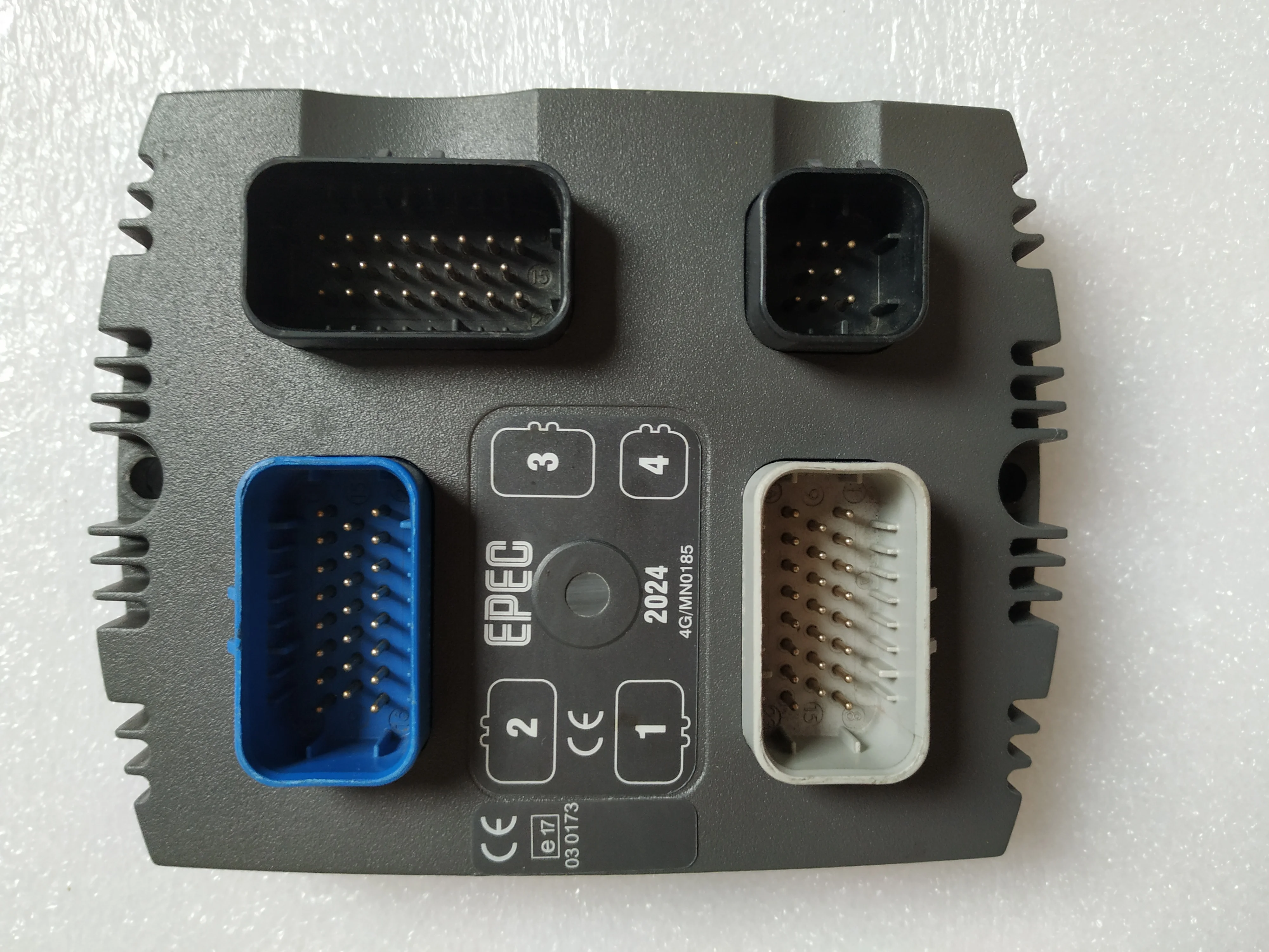 Construction Machinery Parts EPEC2024 EPEC2023 EPEC2023/2024 Modular Controller for Construction Machinery E3002024-20