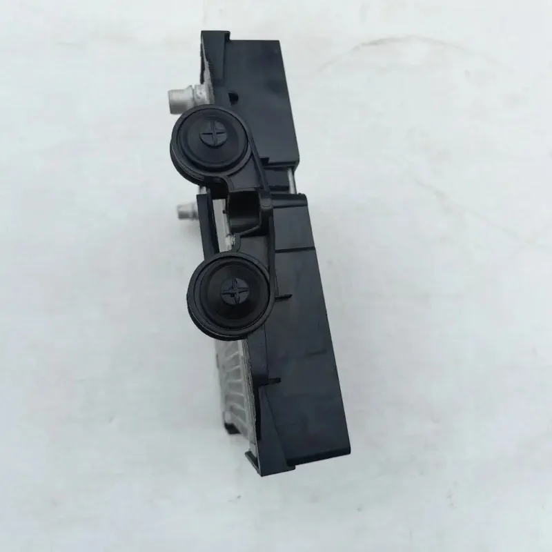 Radiatore 17117802662 per auto Mercedes-Benz W176 C117