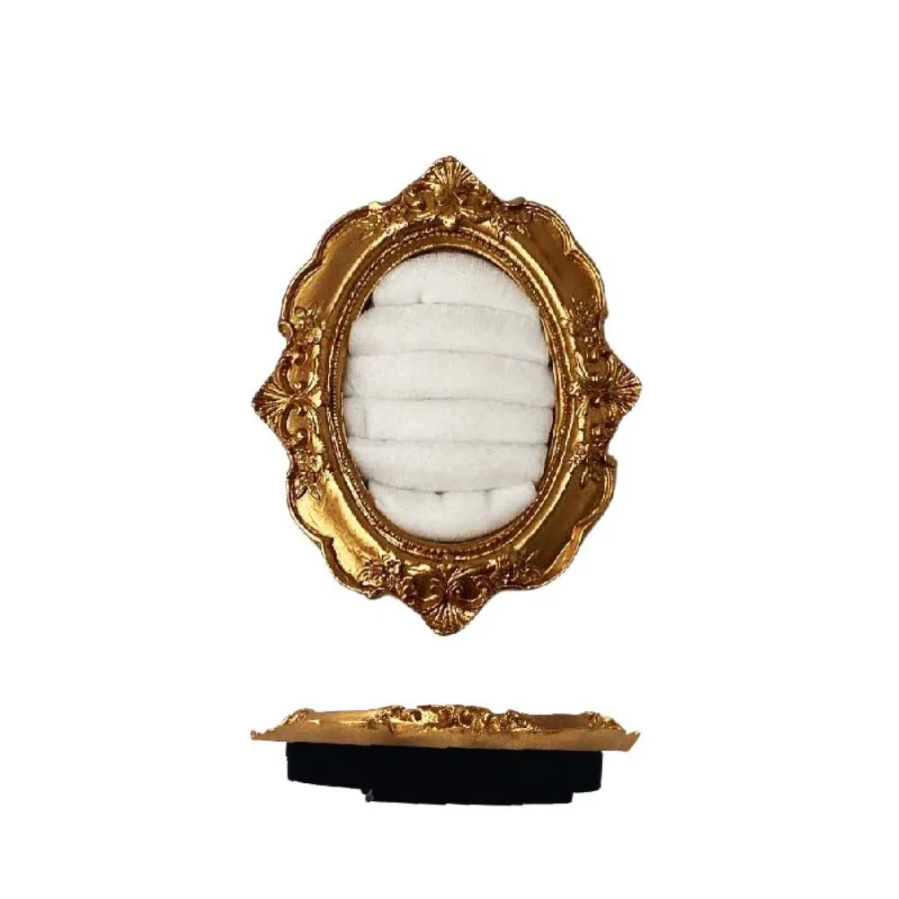 

Vintage Gold Ring Display Stand Velvet Organizer Photo Frame Suede Earring Tray Ring Holder Baroque Design Jewelry Display Rack