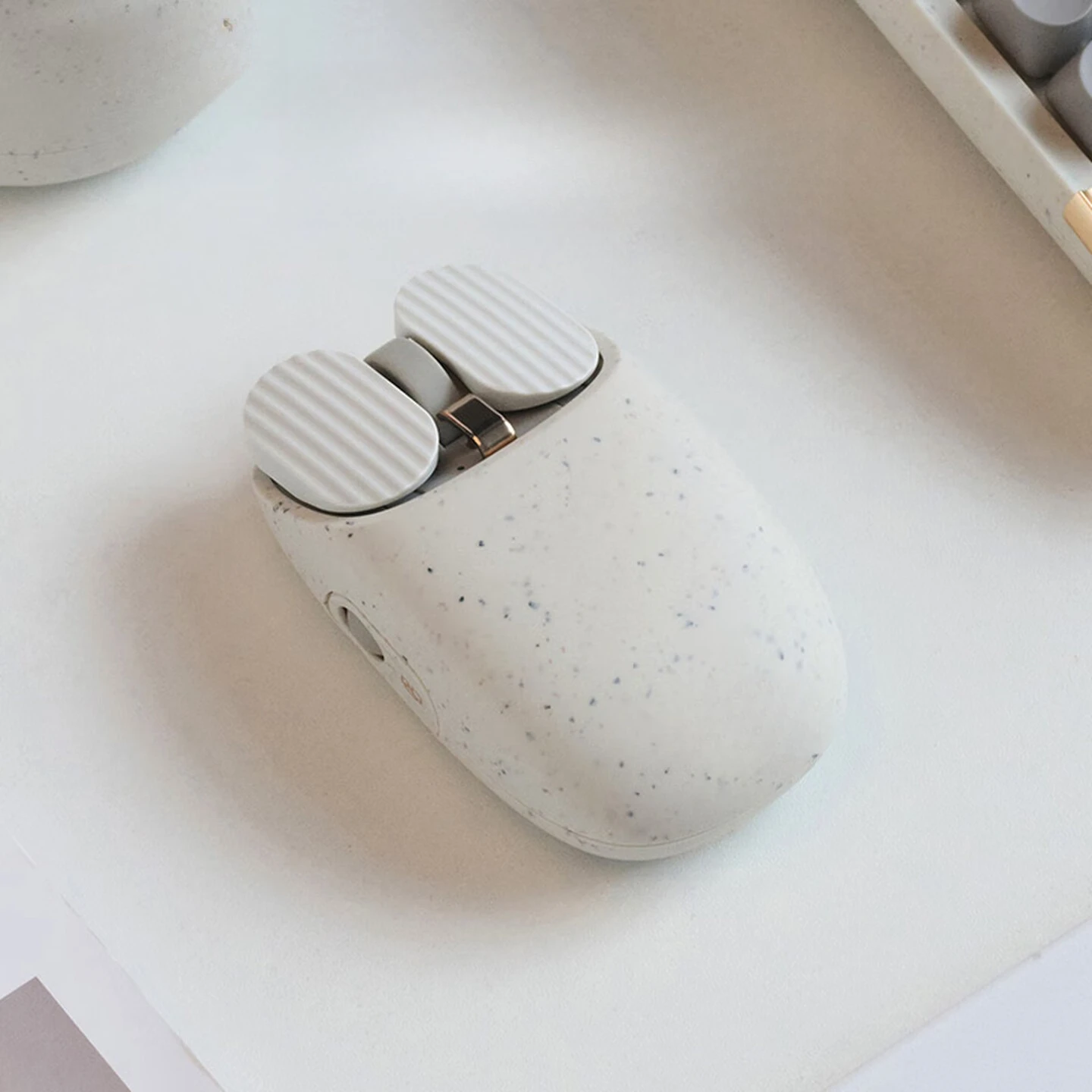 Mouse, wireless Bluetooth, multi-system compatibility, multi-function, computer notebook, office home