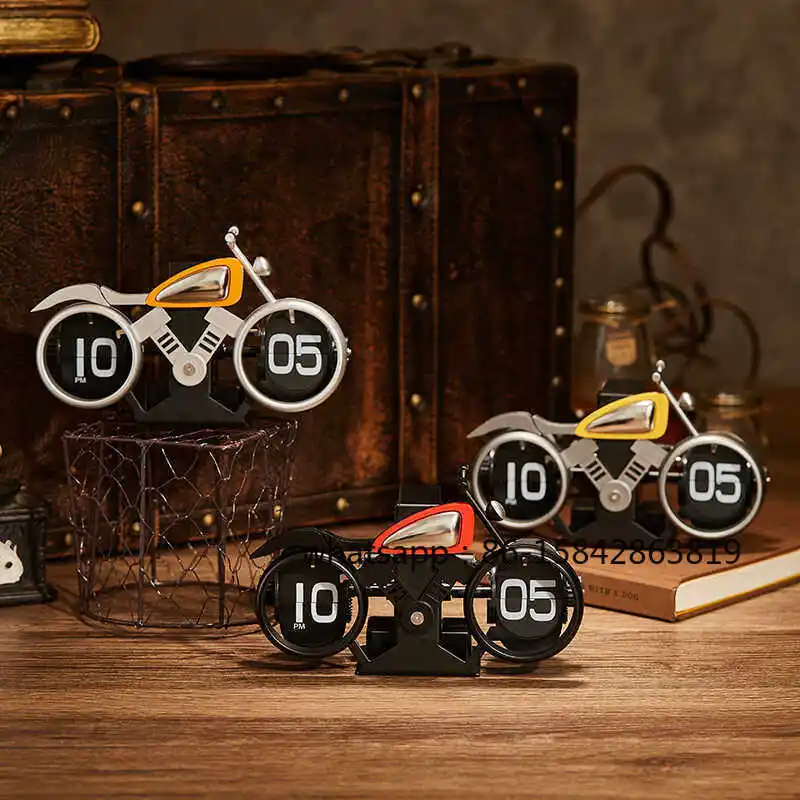 Motorcycle Automatic Page Turning Clock, Silent Mechanical Seat Clock Retro Nostalgic High-end Desktop Ornament