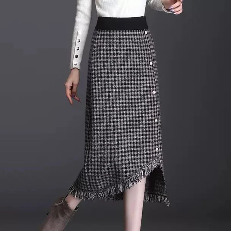 New Autumn/Winter Fashion High Waist Knitted Halfskirt Versatile Commuter Mid Length Plaid Tassel Split Wrapped Hip Long Dress