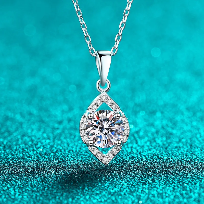 

S925 Sterling Silver Necklace for Ladies with 1 Carat Moissanite Waterdrop Hollow Pendant Timeless Beauty Chic Alluring