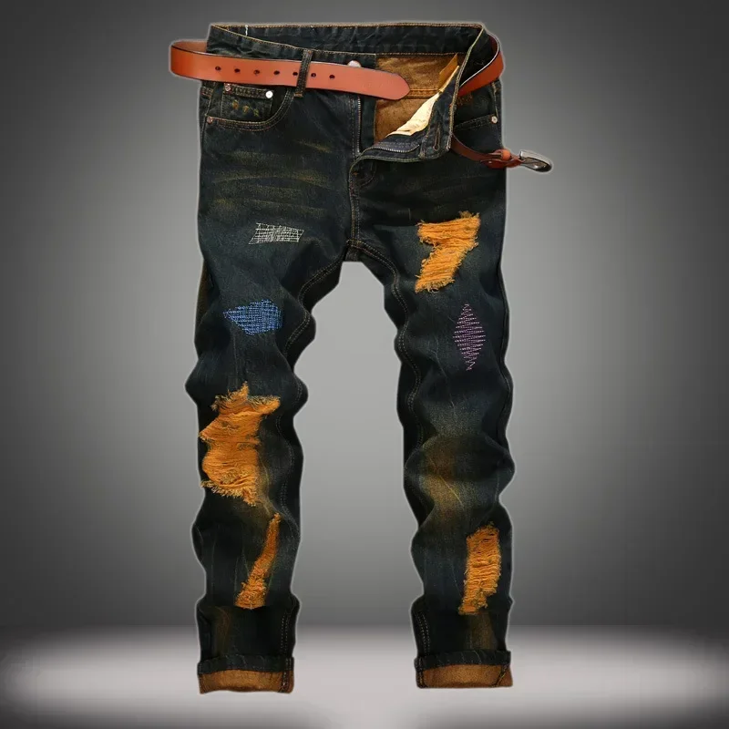 

American Individualistic Distressed Straight-leg Jeans for Men, with Vintage Ripped Details and A Casual Long Pants Style.