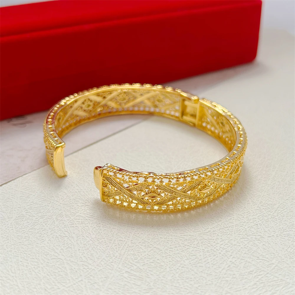 Women\'s Hand Bracelets Gold Color Exquisite Round Cuff Bangle Bracelet Pulsera Femme Vintage Jewelry Accessories Party Gifts