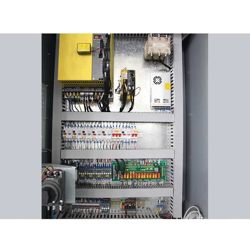 Dongs Hoge Precisie Kleine 3-assige Cnc Draaibank Mini Verticale Cnc Freesboring Hine Center Vmc640