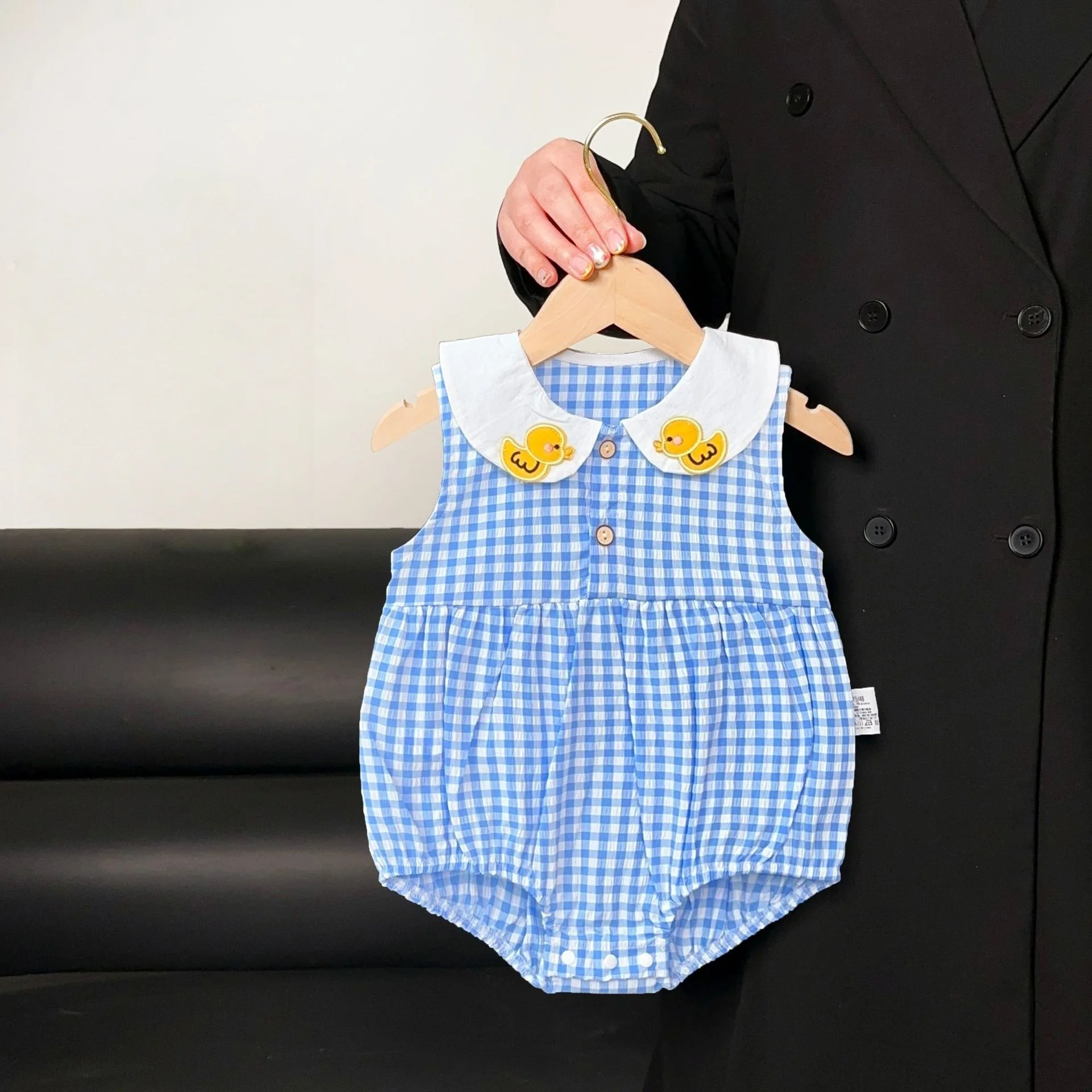 

Adorable 0 - 2 Y Baby Girls' Cotton Romper - Blue Gingham with Cute Duck Embellishments Wide - Shoulder Design Soft and Stylish