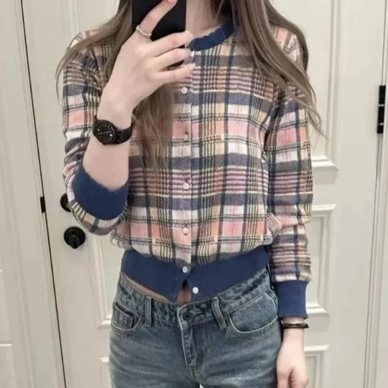 جديد Preppy منقوشة سترة مشغولة من الصوف المرأة موضة عادية س الرقبة طويلة الأكمام سترة قصيرة سترة التباين اللون تريكو