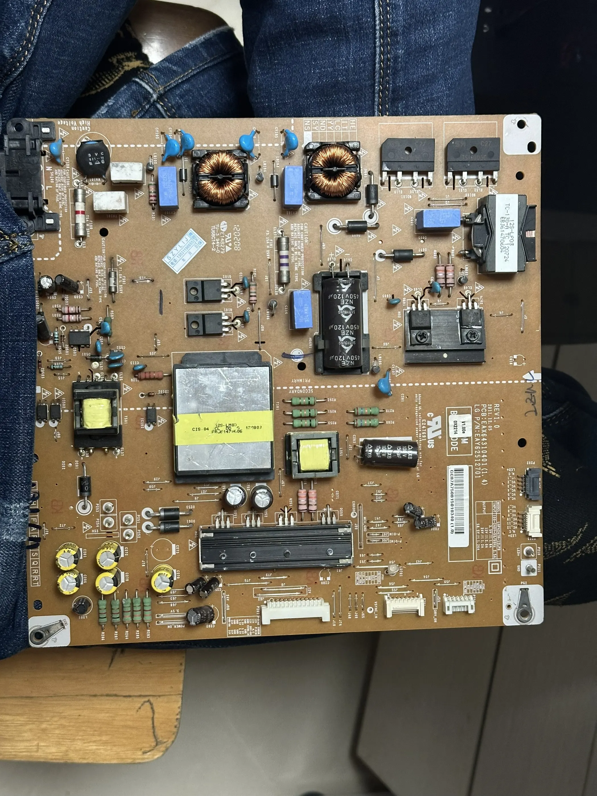 

Оригинальная плата питания 47LM6200-CE EAX64310401 (1,4) EAY62512701 LGP4247H-12LPB